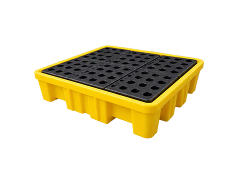 Spill containment pallets